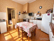 ROANNE – MAISONNETTE DE 49,50 M² – 1 CHAMBRE – COUR D’ENVIRON 200 M² ET DÉPENDANCES — photo 3