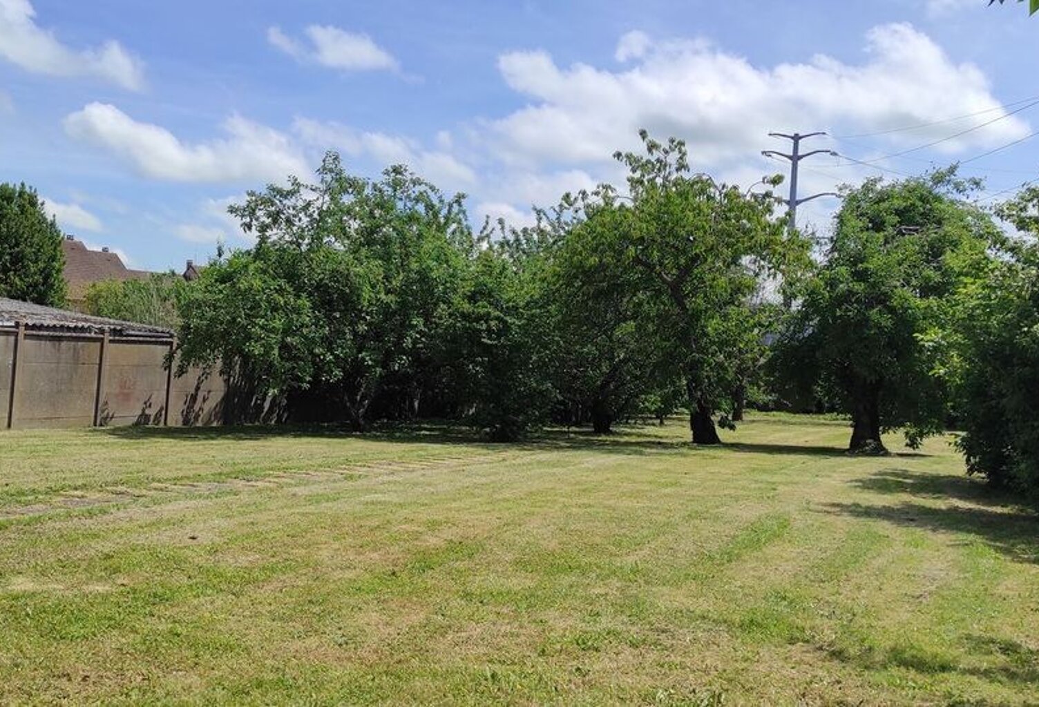 Terrain à bâtir de 1050 m² à LUISANT (28) — photo 1