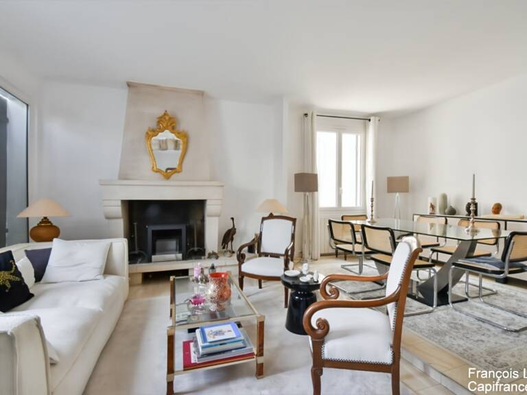 Duplex à vendre 5 pièces SAINT CLOUD (92) - Duplex de 97,05 m² avec cour privative de 45 m² – Saint-Cloud, quartier du Val d'Or – Prix de vente 845 000 € honoraires d’agence inclus — photo 1