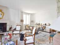 Duplex à vendre 5 pièces SAINT CLOUD (92) - Duplex de 97,05 m² avec cour privative de 45 m² – Saint-Cloud, quartier du Val d'Or – Prix de vente 845 000 € honoraires d’agence inclus — photo 2