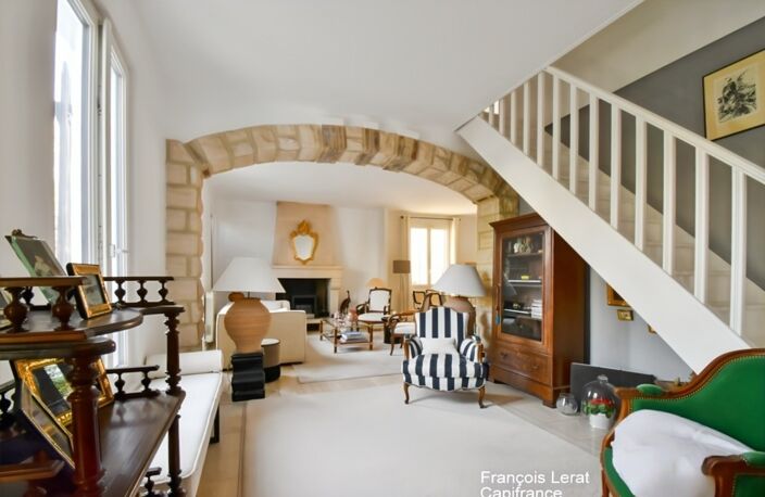 Duplex à vendre 5 pièces SAINT CLOUD (92) - Duplex de 97,05 m² avec cour privative de 45 m² – Saint-Cloud, quartier du Val d'Or – Prix de vente 845 000 € honoraires d’agence inclus — photo 4
