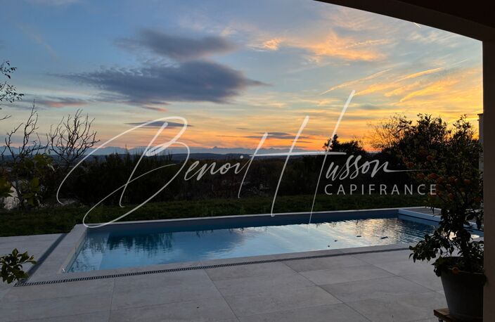 Maison contemporaine T5 avec piscine sur 1860m² de terrain — photo 2