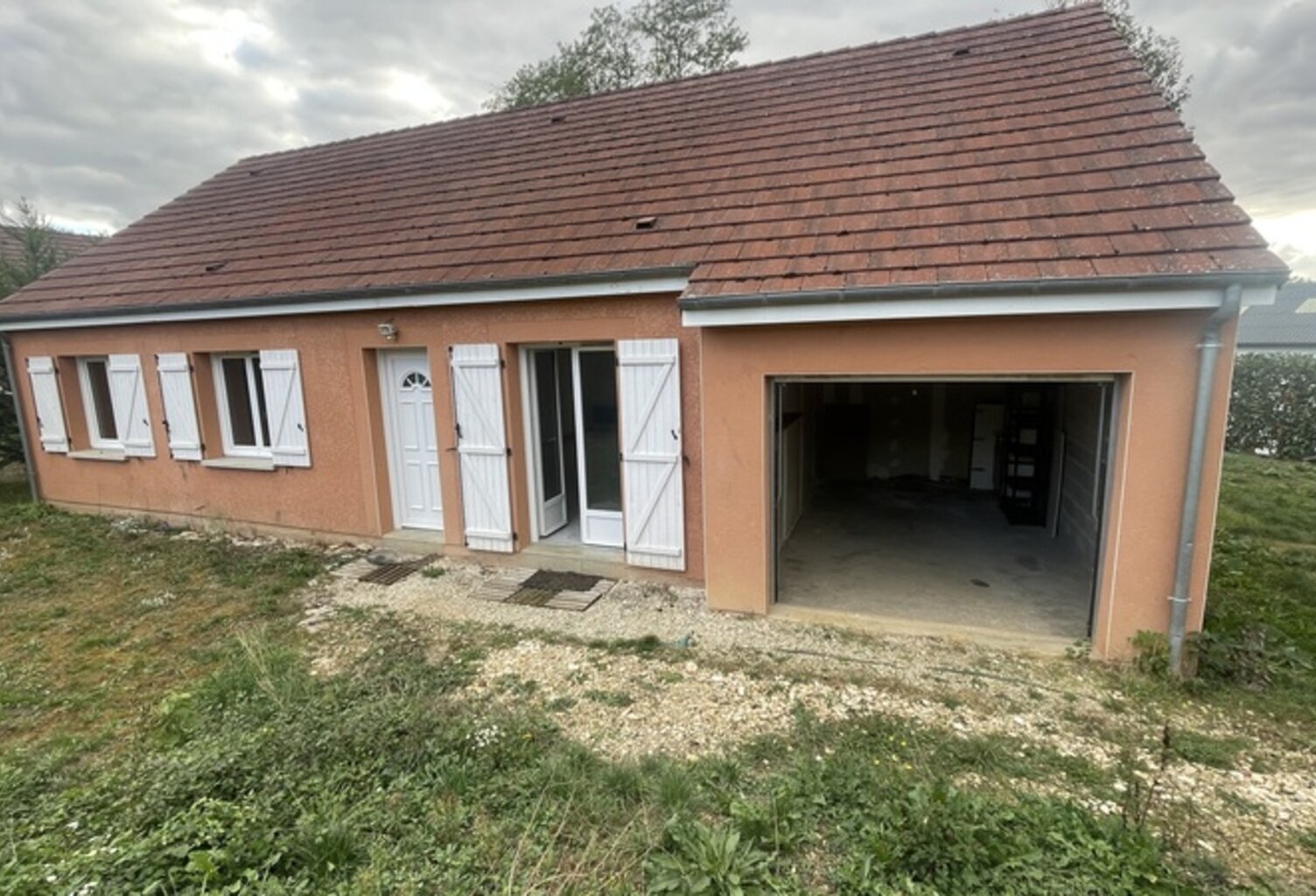 LA CHARITÉ-SUR-LOIRE – PAVILLON DE PLAIN-PIED – 3 CHAMBRES – TERRAIN 840 M² — photo 1
