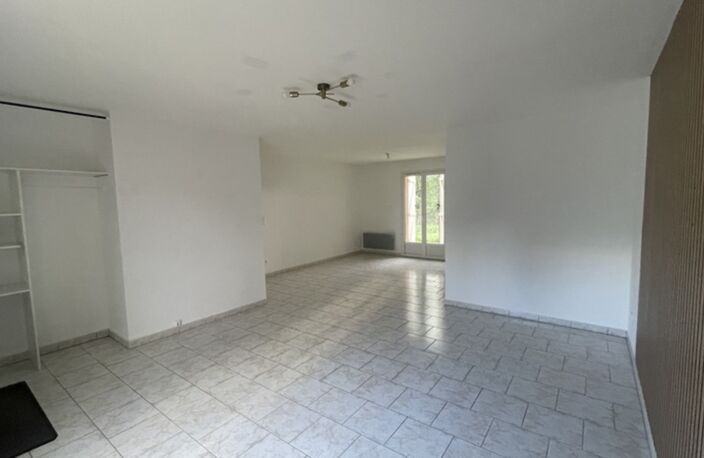 LA CHARITÉ-SUR-LOIRE – PAVILLON DE PLAIN-PIED – 3 CHAMBRES – TERRAIN 840 M² — photo 5