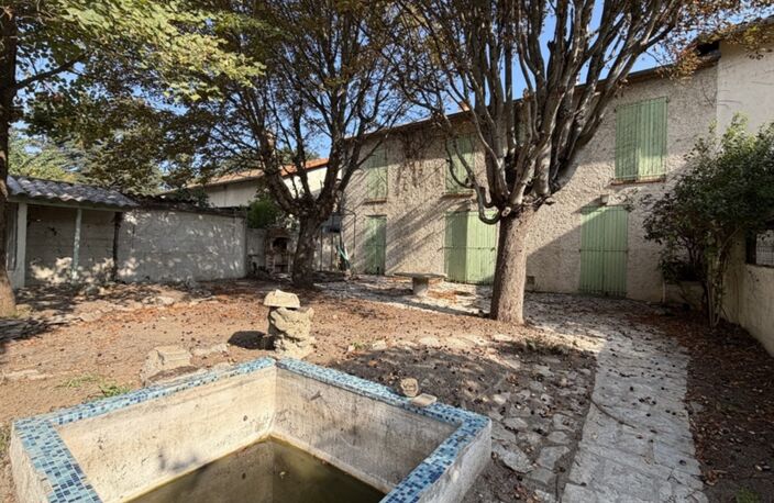 Maison de 14 pièces à vendre à Sisteron (04) avec jardin et garages — photo 2