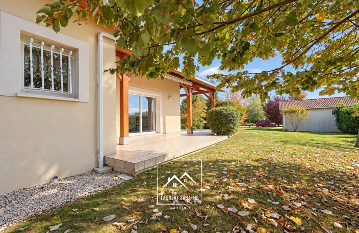 MONTRÉJEAU (31) – À VENDRE – Maison de plain-pied de 124 m² – 3 chambres et bureau – Véranda, garage et terrain de 2 576 m² — photo 3