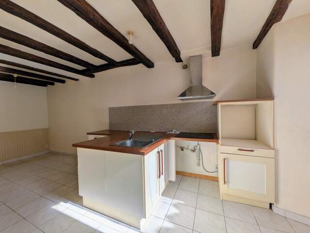 Maison à vendre - NUEIL LES AUBIERS (79) — photo du bien