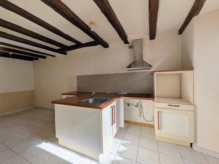 Maison à vendre - NUEIL LES AUBIERS (79) — photo 1