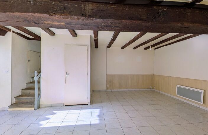 Maison à vendre - NUEIL LES AUBIERS (79) — photo 2