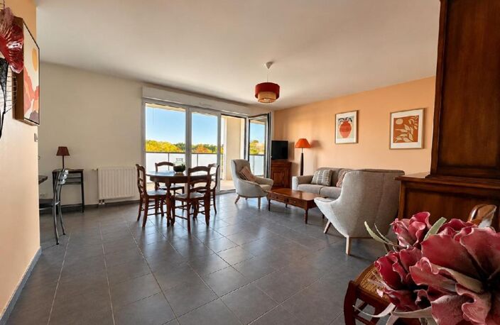 Vertou - Proche bourg - T3 de 79 m² - En parfait état - Grand balcon - 2 places de parking en sous-sol — photo 3