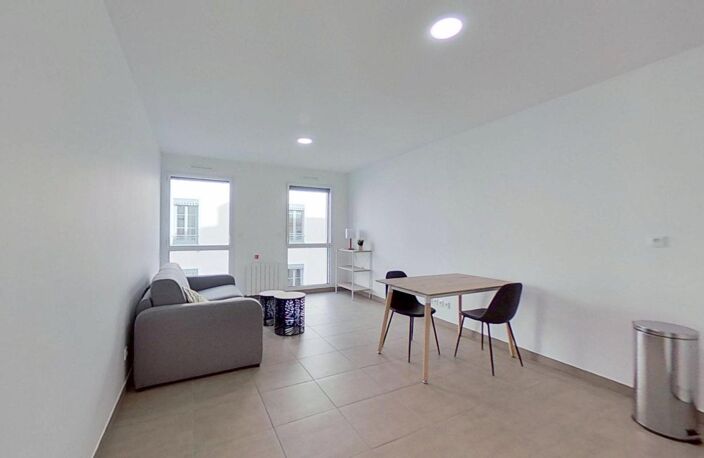 2 rue Notre Dame-Lyon-69006-3e étage - T1 Meublé - 695 €CC — photo 2
