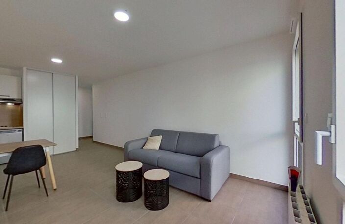 2 rue Notre Dame-Lyon-69006-3e étage - T1 Meublé - 695 €CC — photo 3