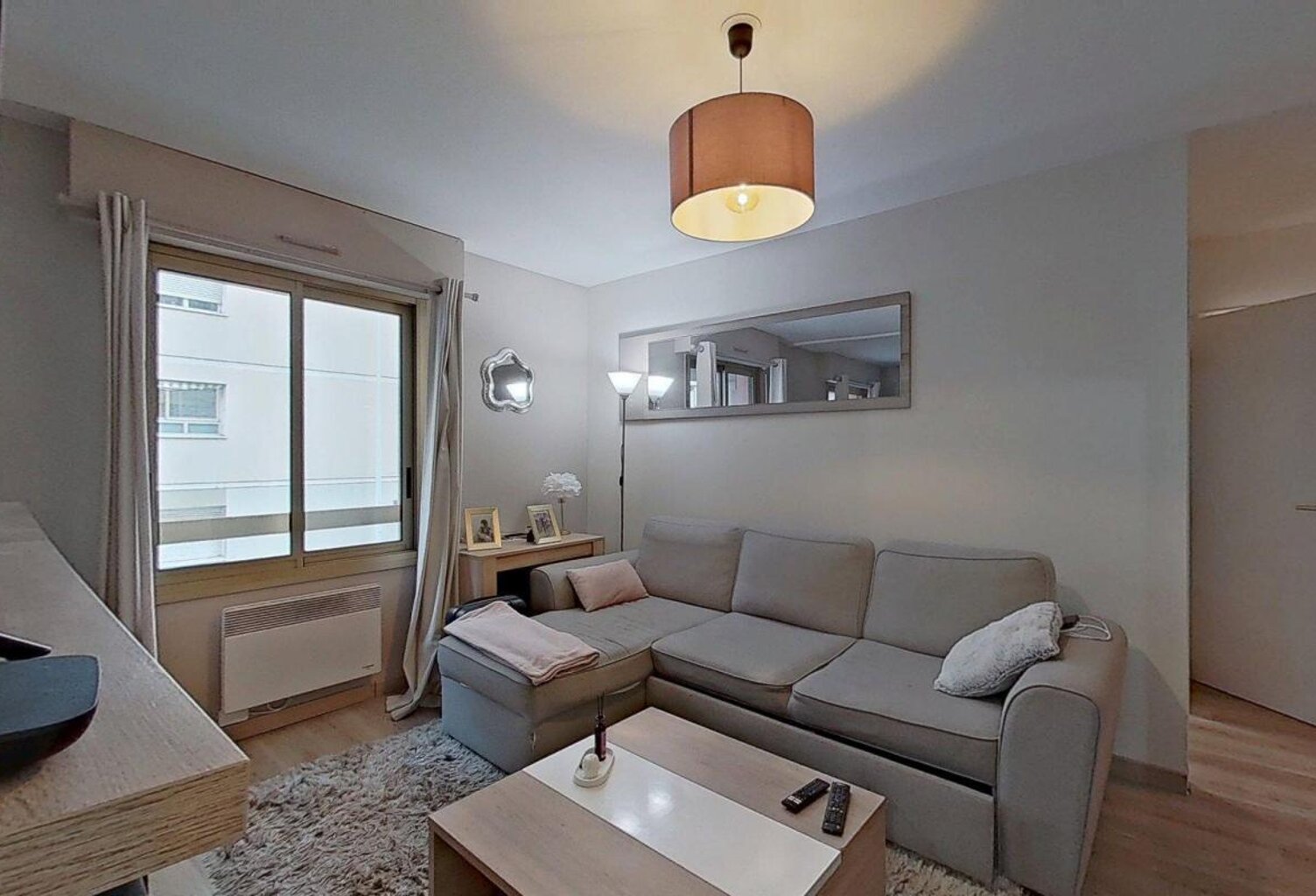 298 rue Duguesclin  Lyon 69003 - T2 Meublé - 890 €CC — photo 1