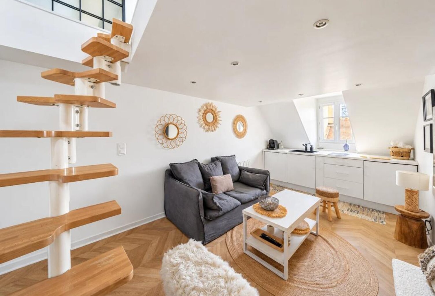 PARIS 4 – DUPLEX RÉNOVÉ AVEC VUES SUR NOTRE-DAME ET BEAUBOURG — photo 1