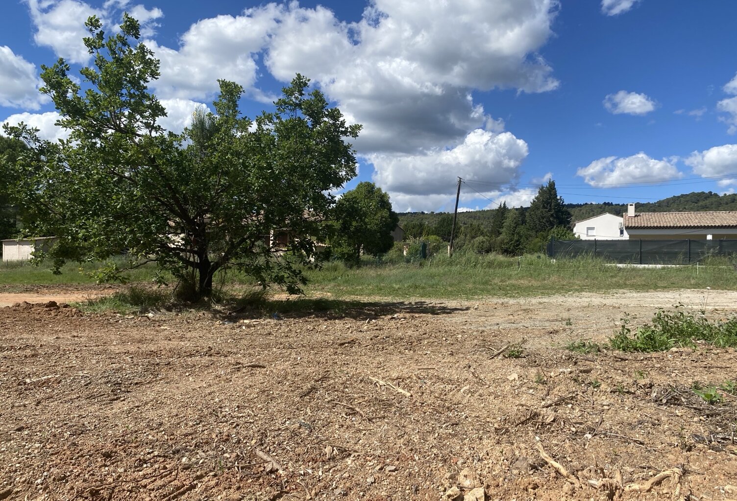 Vente terrain à construire 900 m² Aups (83630) — photo 1