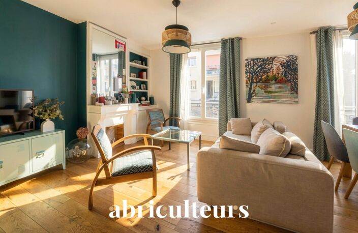 Appartement 4 pièces, 2 chambres – 83 m² – Batignolles / Rue des Dames – Paris 17e — photo 2
