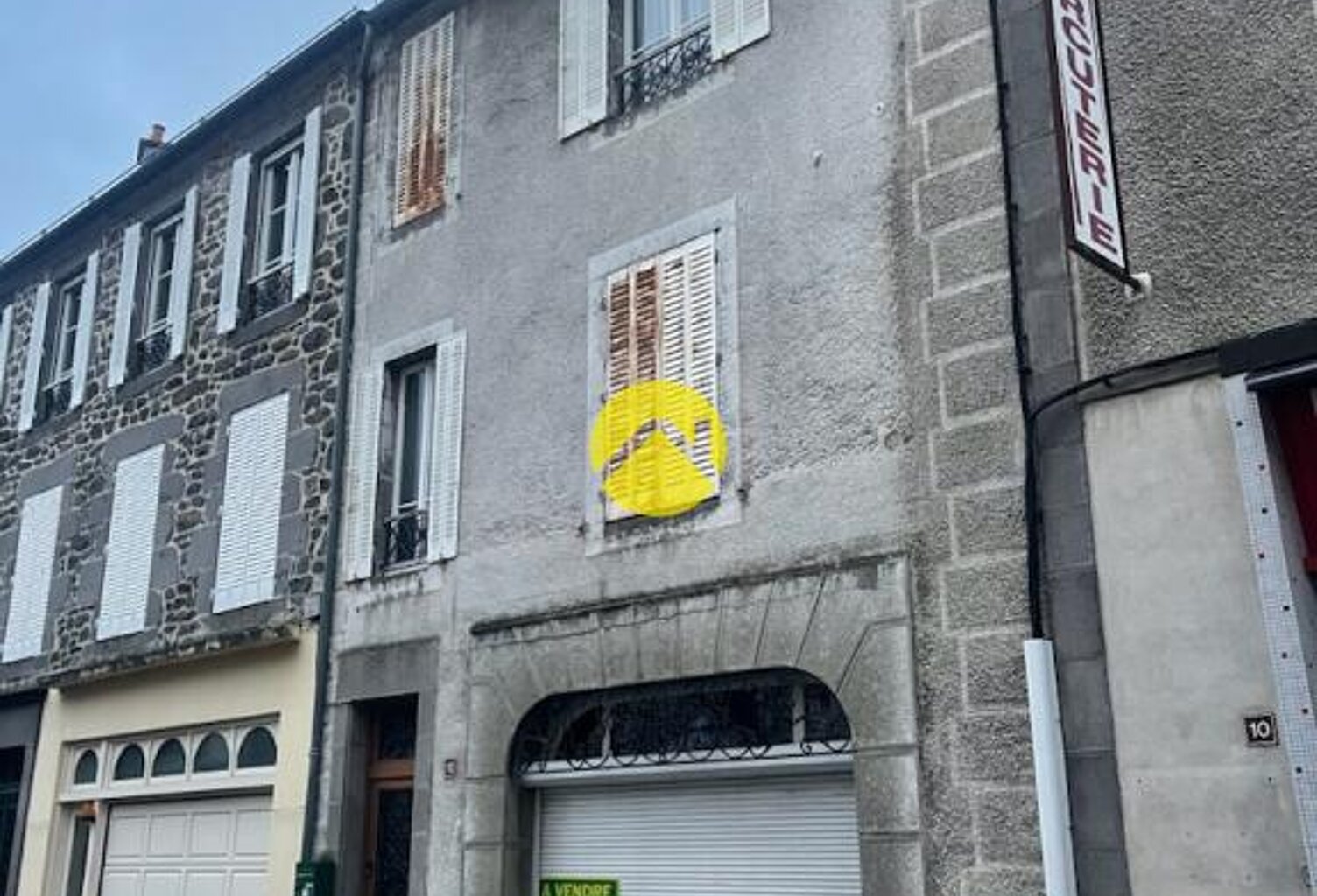 MAISON — photo 1