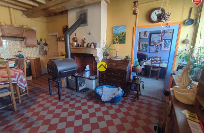 BELLE LONGERE ET DEPENDANCES — photo 3