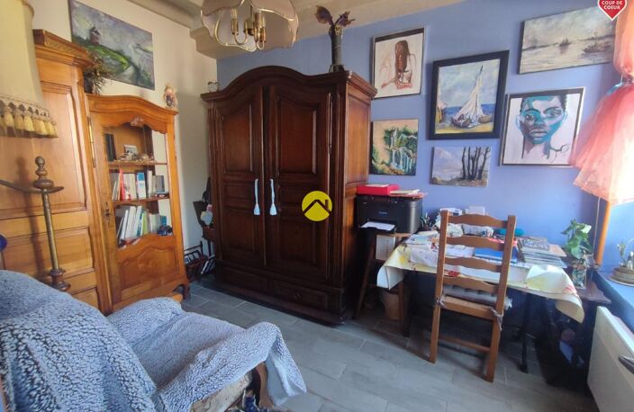 BELLE LONGERE ET DEPENDANCES — photo 4