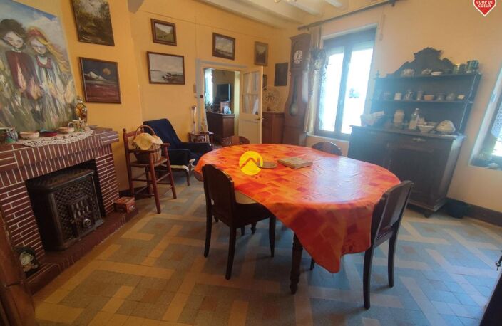 BELLE LONGERE ET DEPENDANCES — photo 5