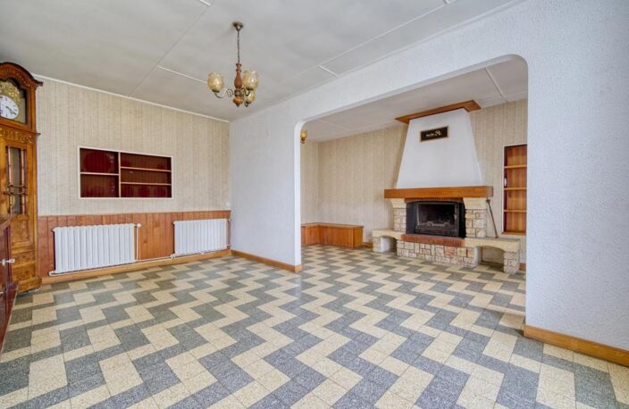 Maison en Pierre 5 pièces de 119 m² à Genouillé — photo 3