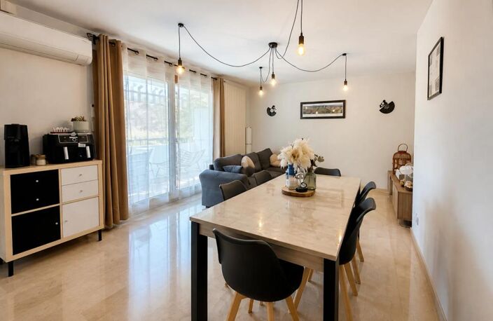 VILLEURBANNE –T3 DE 64 M² – BALCON – GARAGE – CAVE – DOMOTIQUE — photo 3
