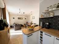 VILLEURBANNE –T3 DE 64 M² – BALCON – GARAGE – CAVE – DOMOTIQUE — photo 4