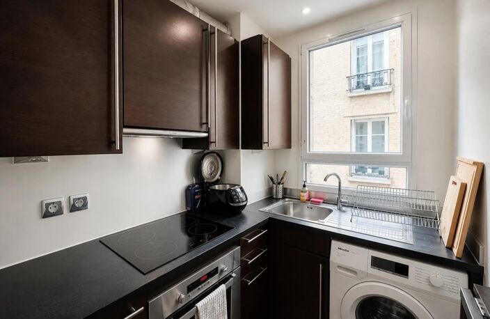 Appartement de 3 pièces de 50 m² à Paris 18e — photo 4
