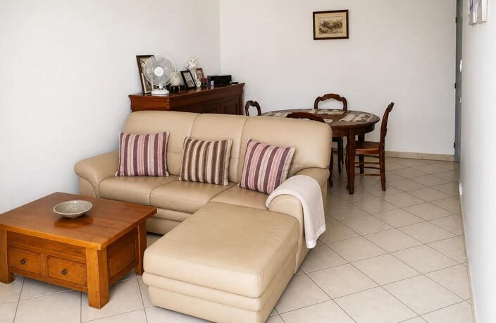 Appartement T3 de 70 m² dans résidence situé à Mâcon accès rapide — photo 2