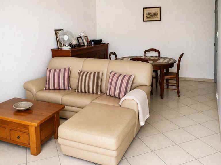 Appartement T3 de 70 m² dans résidence situé à Mâcon accès rapide — photo 1