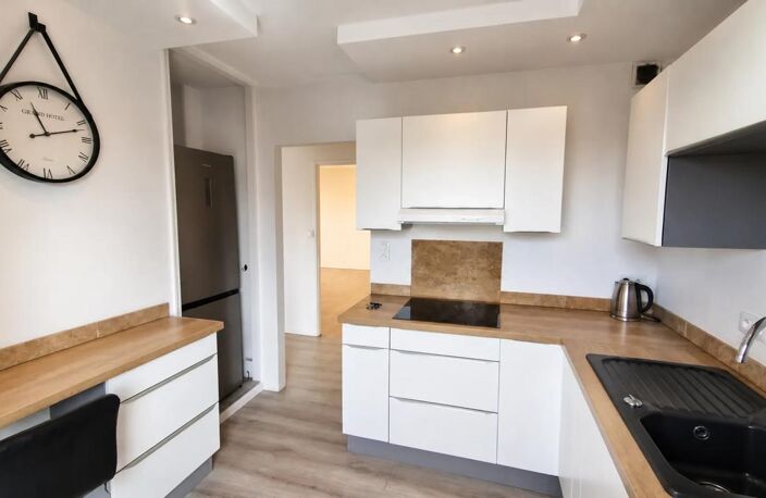 Appartement 2 pièces 64m²  avec balcon, garage et cave - Besançon Avenue Clémenceau — photo 4