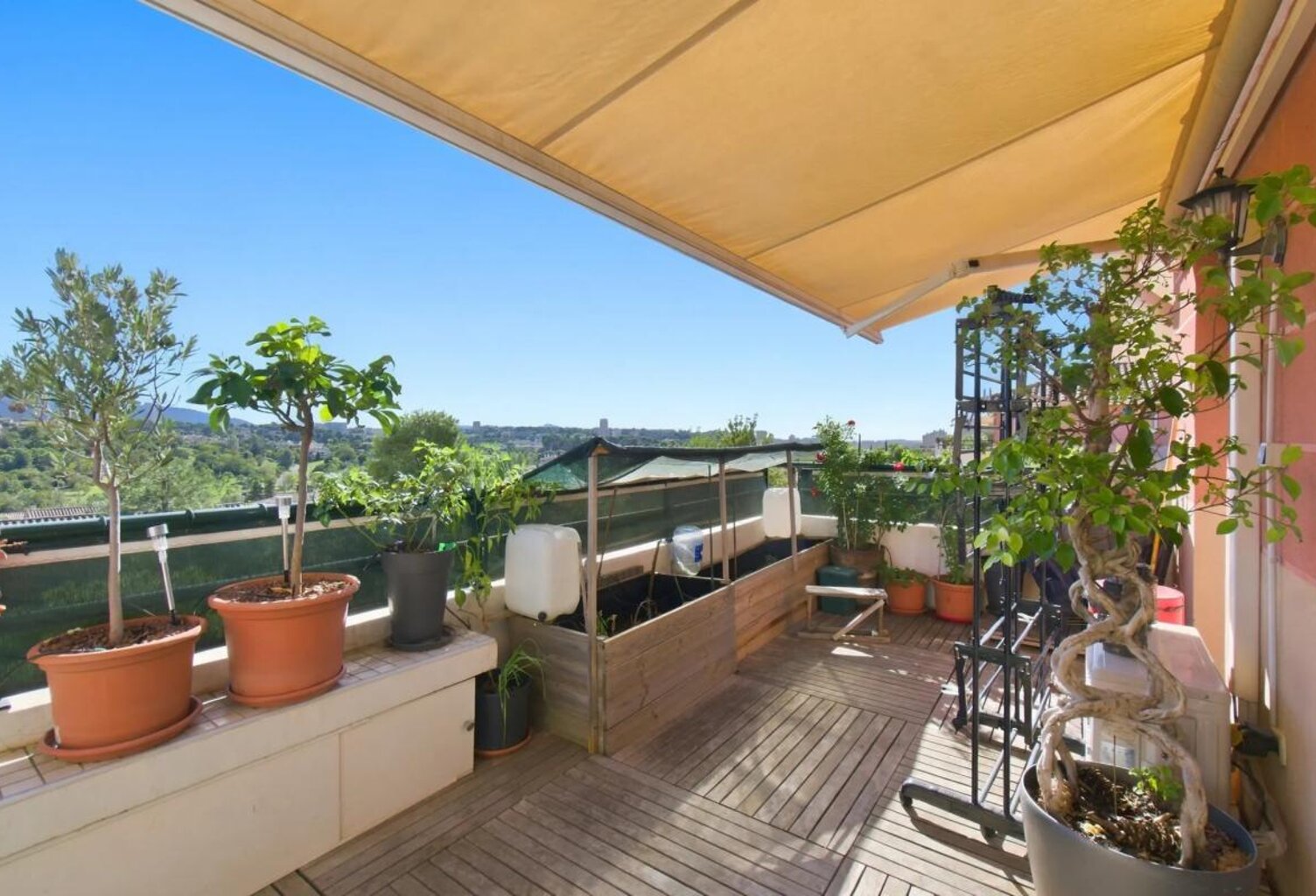 Appartement de 3 pièces de 71 m² à Marseille — photo 1