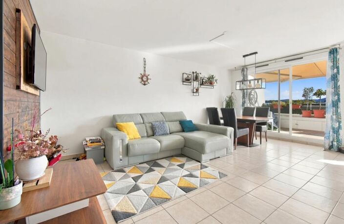 Appartement de 3 pièces de 71 m² à Marseille — photo 4