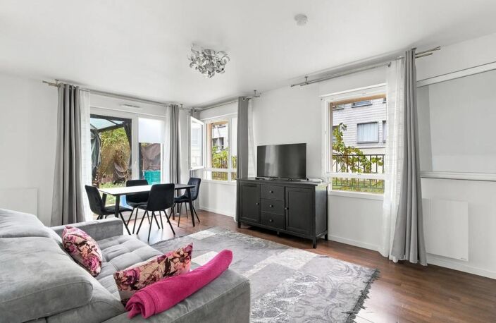 Appartement 3 pièces de 61 m² à La Courneuve — photo 2