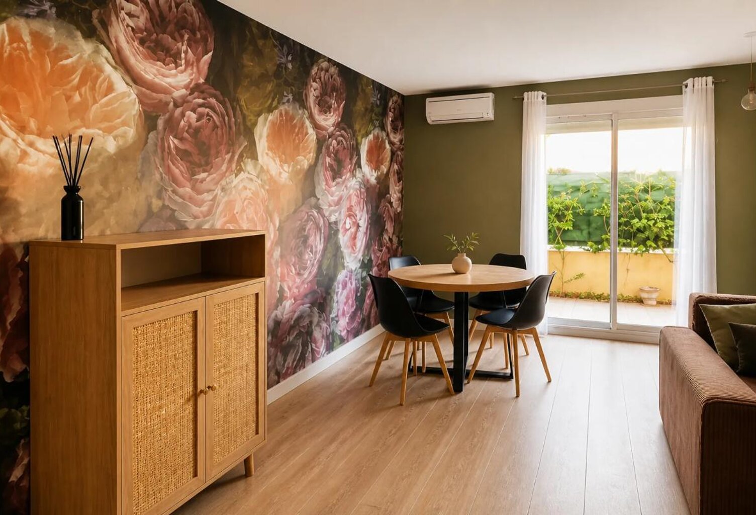 Appartement de 4 pièces de 78 m² à Hyères — photo 1