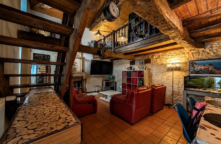 Maison de caractère 212 m² avec piscine et terrain de 3000 m² — photo 4