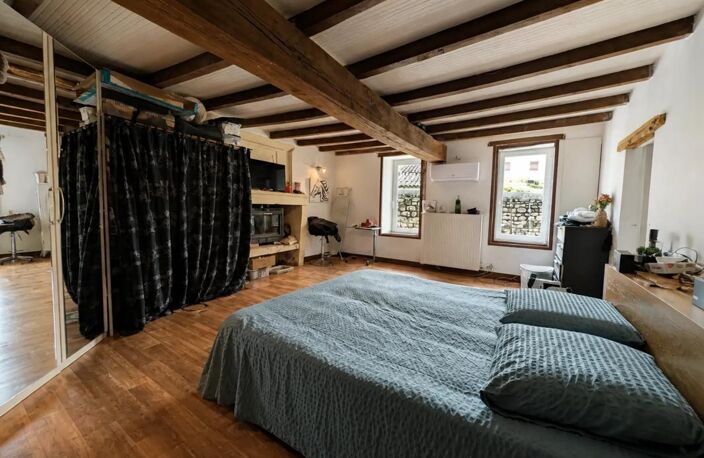 Maison de caractère 212 m² avec piscine et terrain de 3000 m² — photo 5