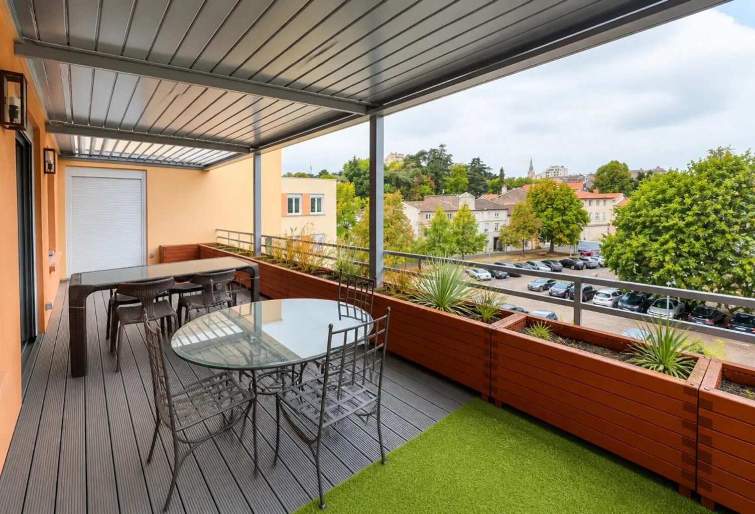 Appartement de 6 pièces de 138 m² à Saint-Chamond — photo 1