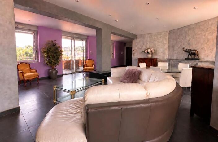 Appartement de 6 pièces de 138 m² à Saint-Chamond — photo 5