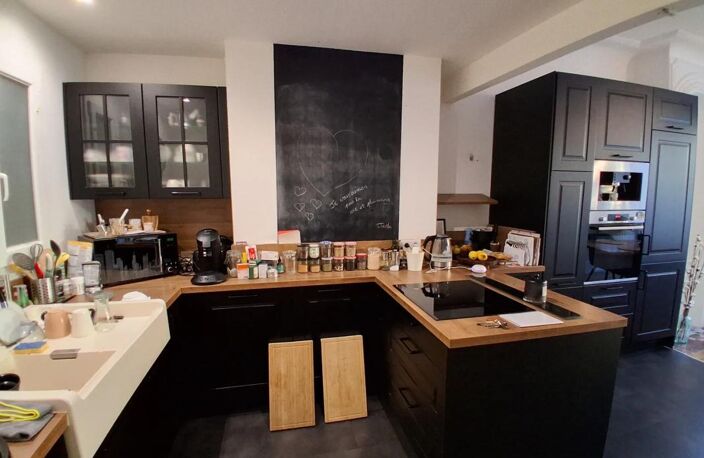 APPARTEMENT F4 CHARMANT ET SPACIEUX PROCHE CENTRE — photo 5