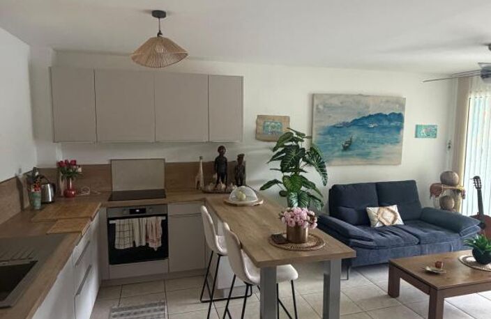 Appartement À Vendre — photo 2