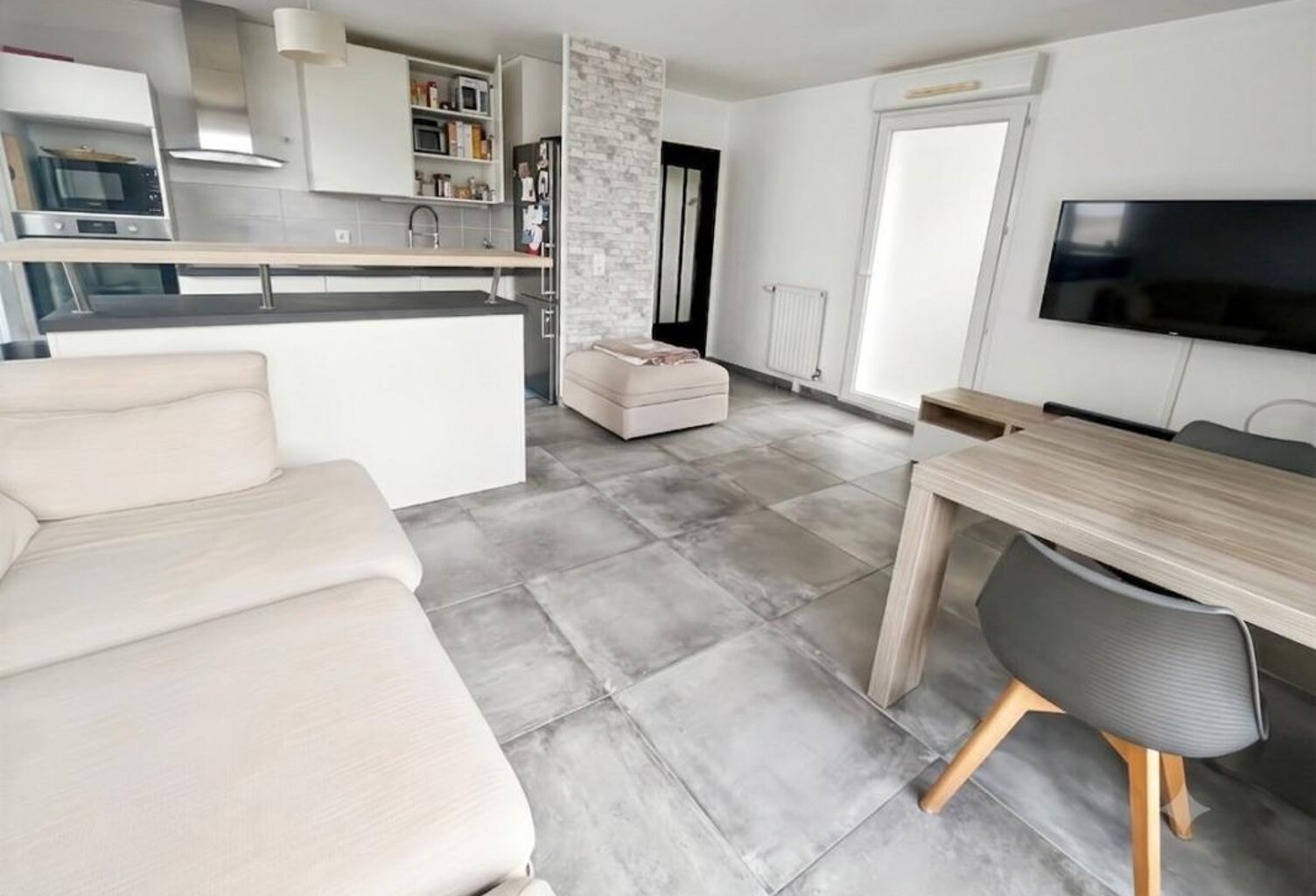 Appartement À Vendre — photo 1