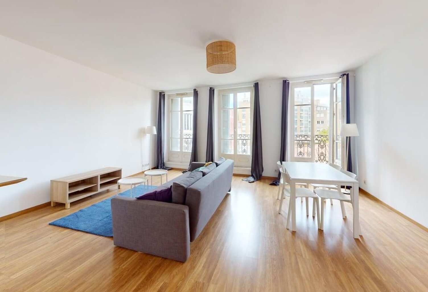 Appartement à vendre - T3 Entièrement rénové - 2e arrondissement — photo 1