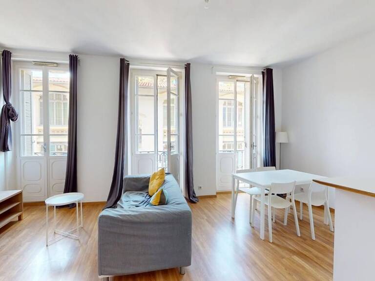 Appartement à vendre - T3 Entièrement rénové - 2e arrondissement — photo 1