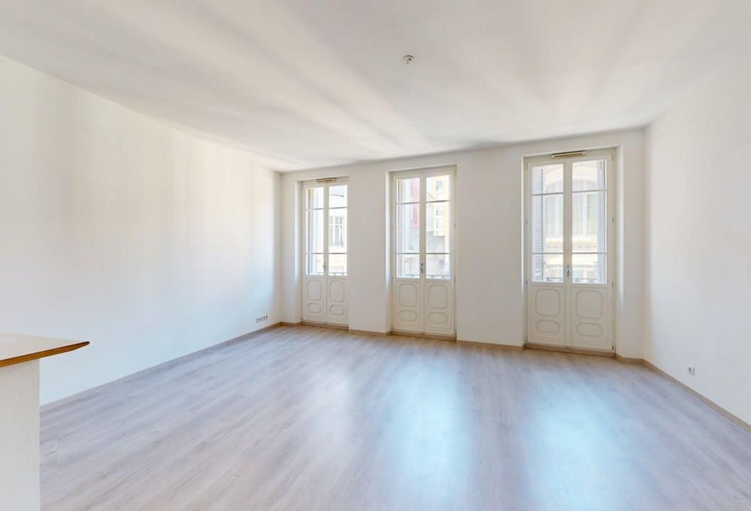 Appartement à vendre - T3 Entièrement rénové - 2e arrondissement — photo 1