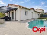 Saint-Chamond – Maison de plain-pied avec piscine, 4 chambres et DPE B — photo 2