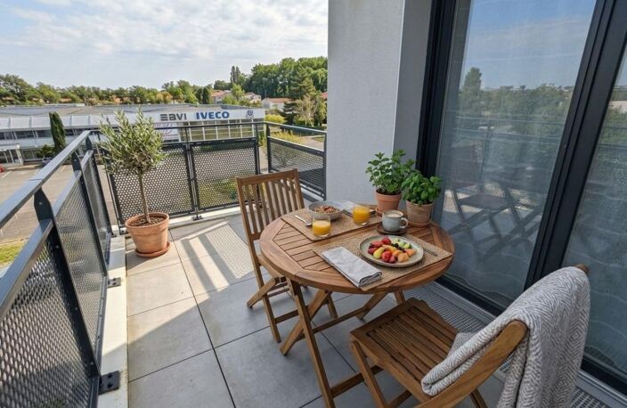T2 récent de 2023 avec balcon et parking privatif — photo 5