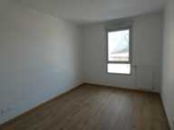 APPARTEMENT T3 - RECENT - IRIGNY CENTRE VILLAGE — photo 2