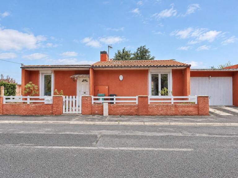 Maison de plain pied 85m² avec jardin Village de Madran — photo 1