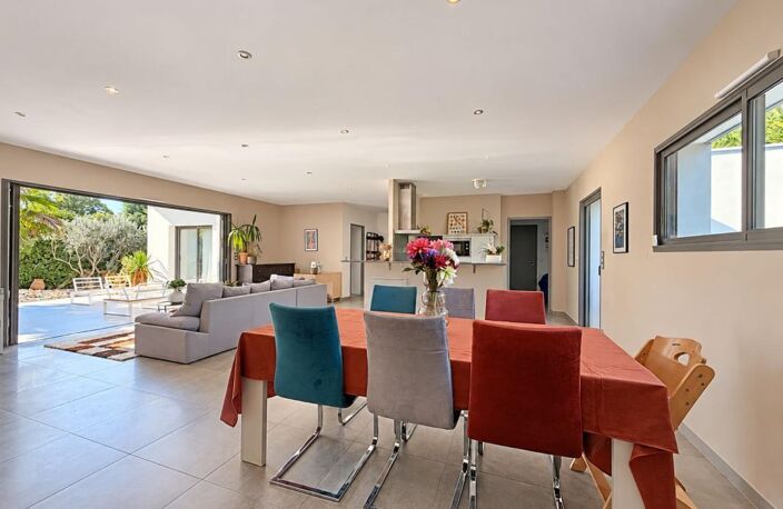 ENTRE-VIGNES - Maison contemporaine de plain-pied sur un terrain de 1 000 m² — photo 5